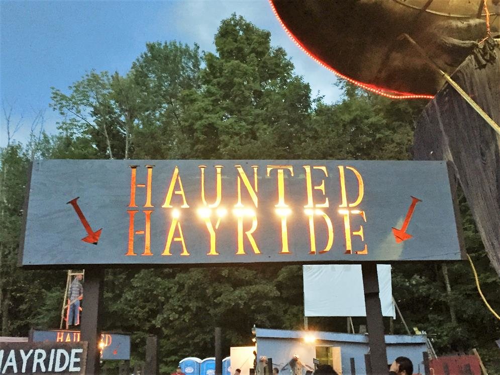 the last ride haunted house and hayride